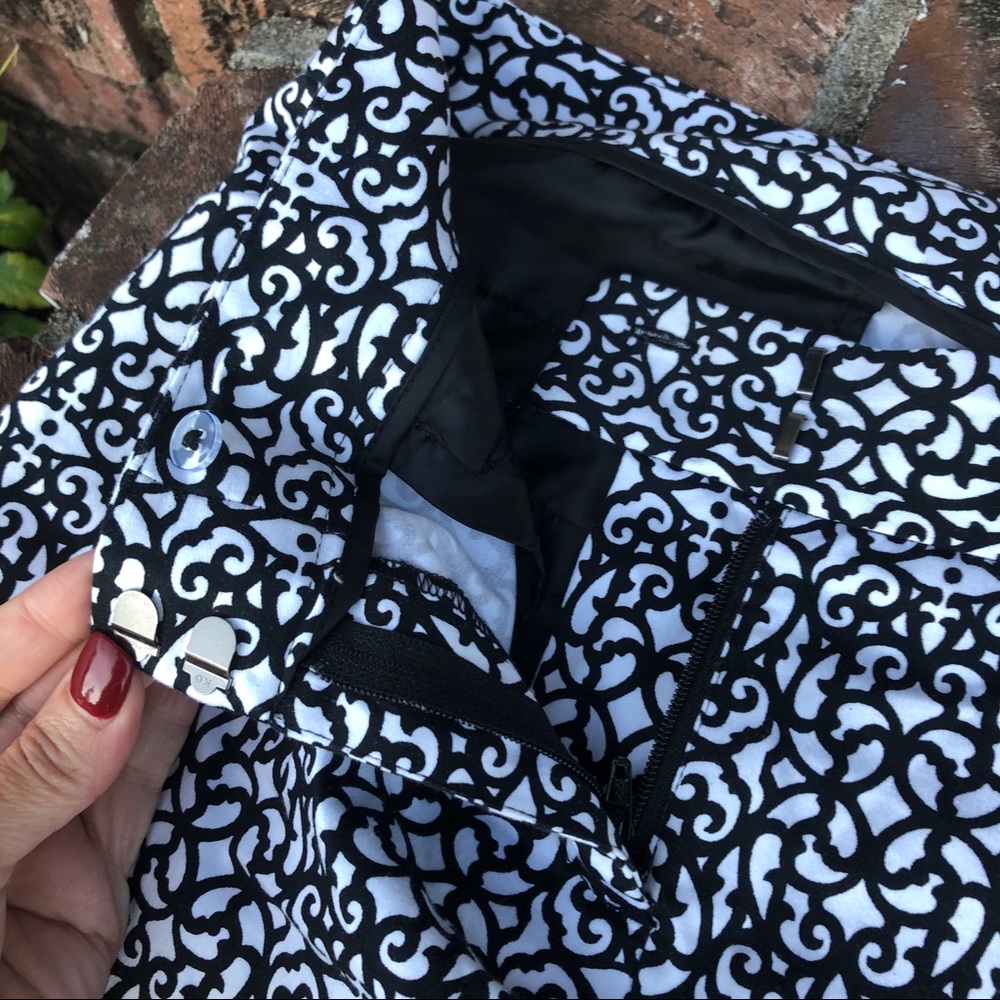 Laundry black and white Capri pants size 4 - Picture 4 of 8